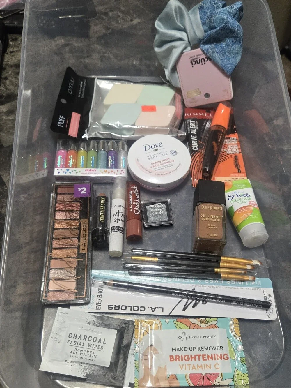 Random Makeup Bundle 4 (Mixed Brands)